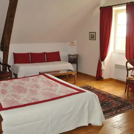 Holiday home Domaine Du Chateau La Rhue Grand Espace Piscine